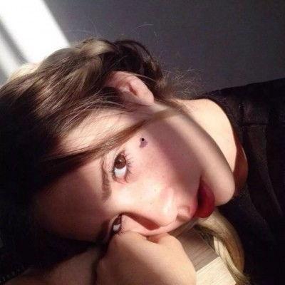 网红吃瓜头像男的图片真人,真人与虚拟形象大对比