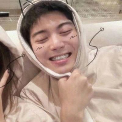 抖音网红情侣吃瓜搞笑,抖音网红情侣搞笑吃瓜日常